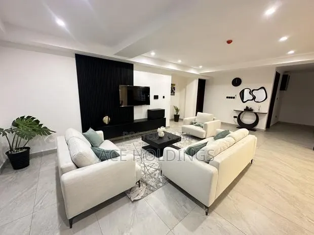 Furnished 3bdrm Penthouse in Peace Bee, Ashaley Botwe for rent · Photo 1