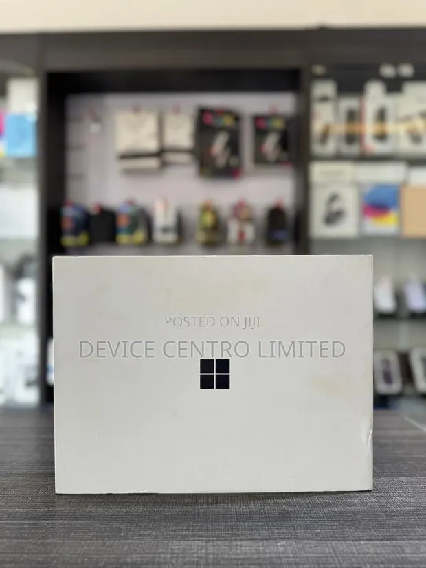 New Microsoft Surface Pro 11th Edition, a Copilot+ PC 16GB SSD 1T · Photo 1