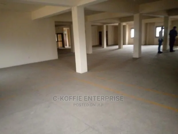 400 SQM WAREHOUSE at Adabraka Accra 4 Rent · Photo 1