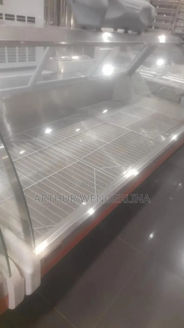 Commercial Display Meat and Cheese Fridge · Photo 1
