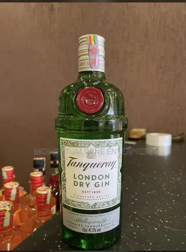 Tanqueray London Dry Gin 750ml · Photo 1