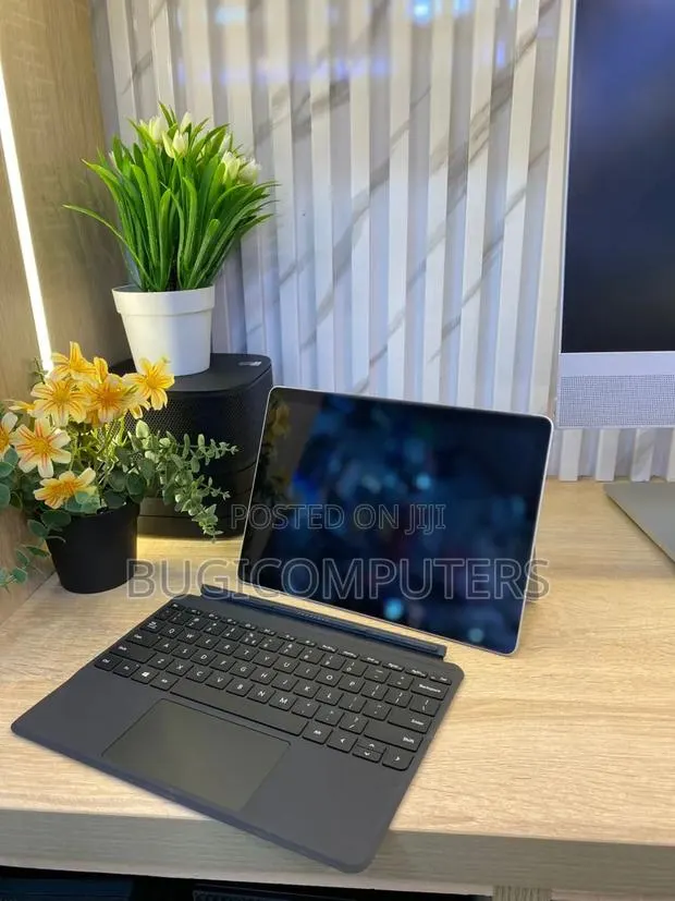 Laptop Microsoft Surface Go 2 8GB Intel Core M3 SSD 128GB · Photo 1
