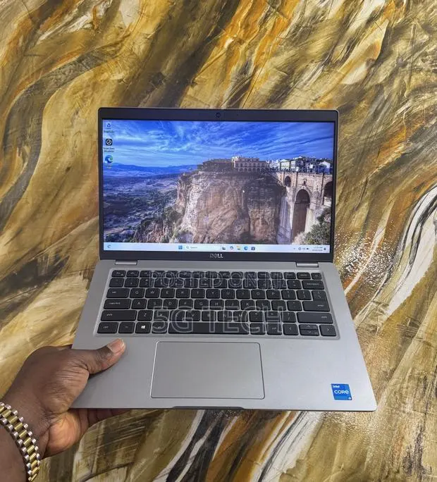 Laptop Dell Latitude 5420 8GB Intel Core i5 SSD 256GB · Photo 1