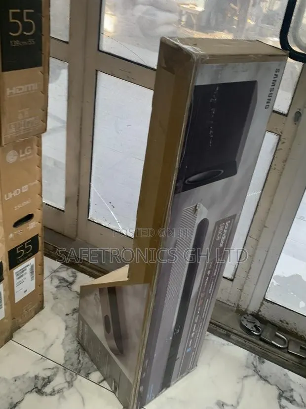 Newly Approved Bluetooth 3.1ch Samsung S80cb Soundbar · Photo 1