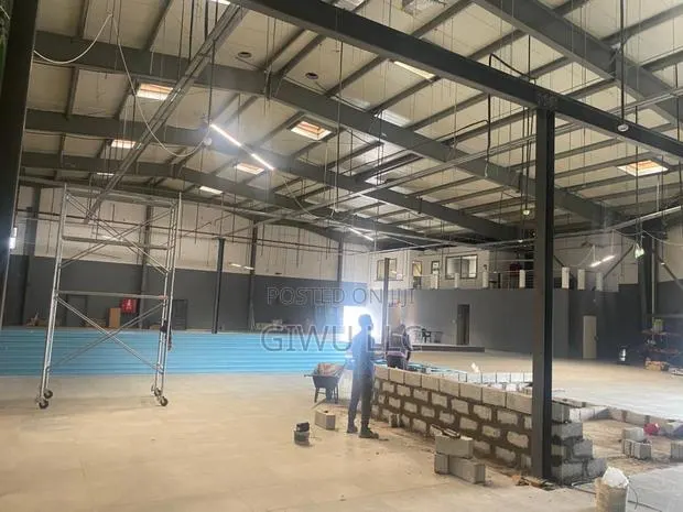 Warehouse Construction · Photo 1