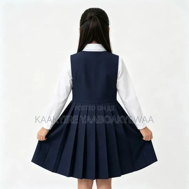 Kid's Dress · Photo 2
