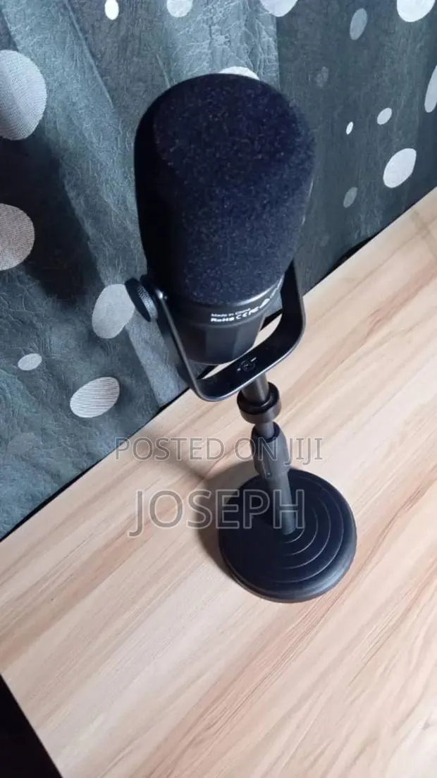 Dynamic Microphone Podcast Fduce · Photo 1
