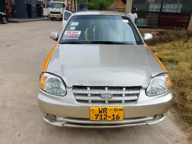 Hyundai Accent 2005 Brown · Photo 1
