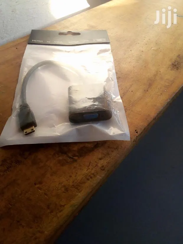 Mini Hdmi to Vga Adapter · Photo 1