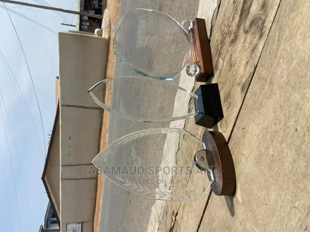 Original Award Plaque at Cool Price · Photo 1