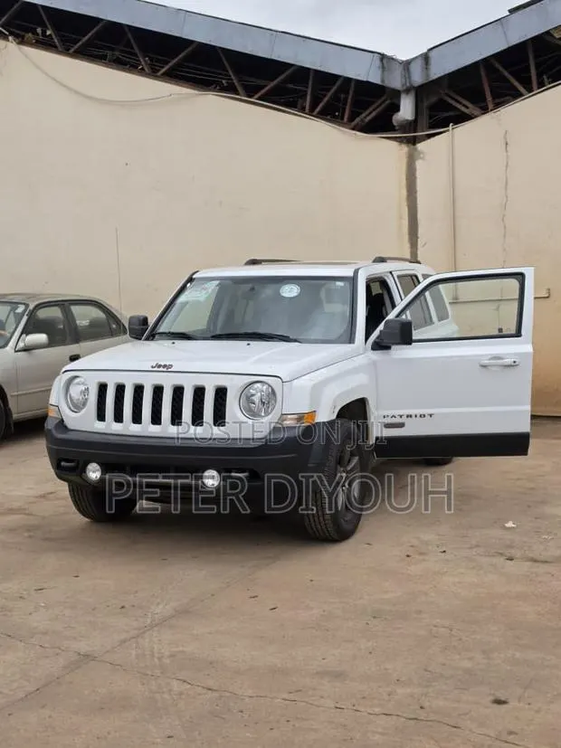 Jeep Patriot 2017 White · Photo 1