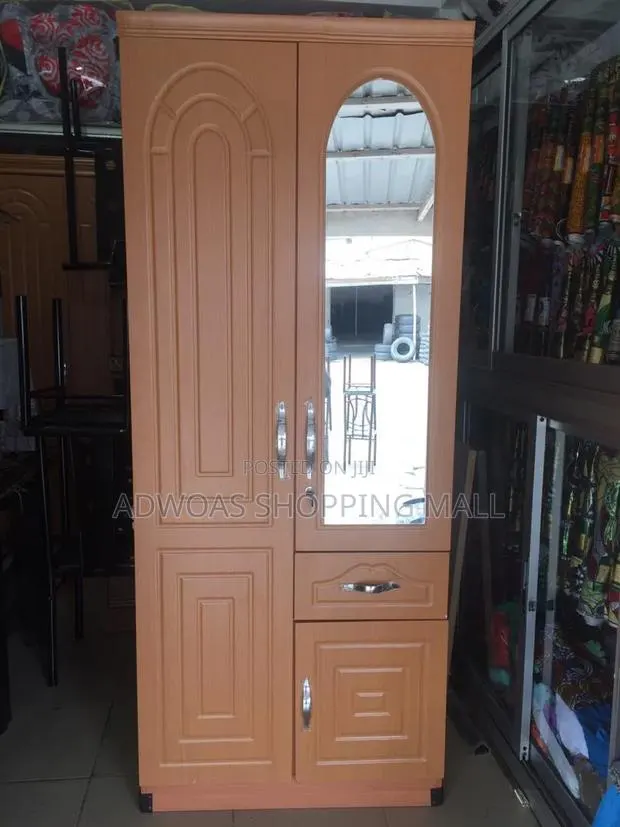2 in 1 Wooden Wardrobe · Photo 1