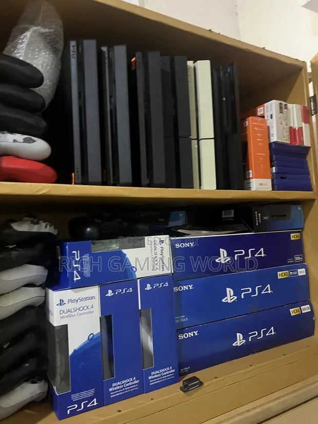 PS3 PS4 PS4 Console With Games. Contact for Actual Price · Photo 1