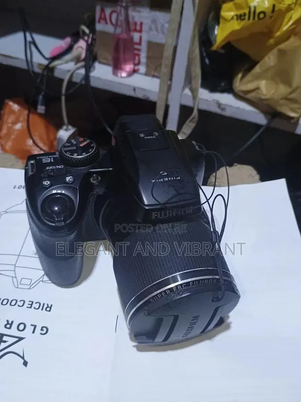 Home Use Untexted Camera, Selling as Seen in Pictures · Photo 1