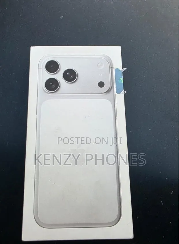 New Apple iPhone 17 Pro Max 1 TB Gray · Photo 3