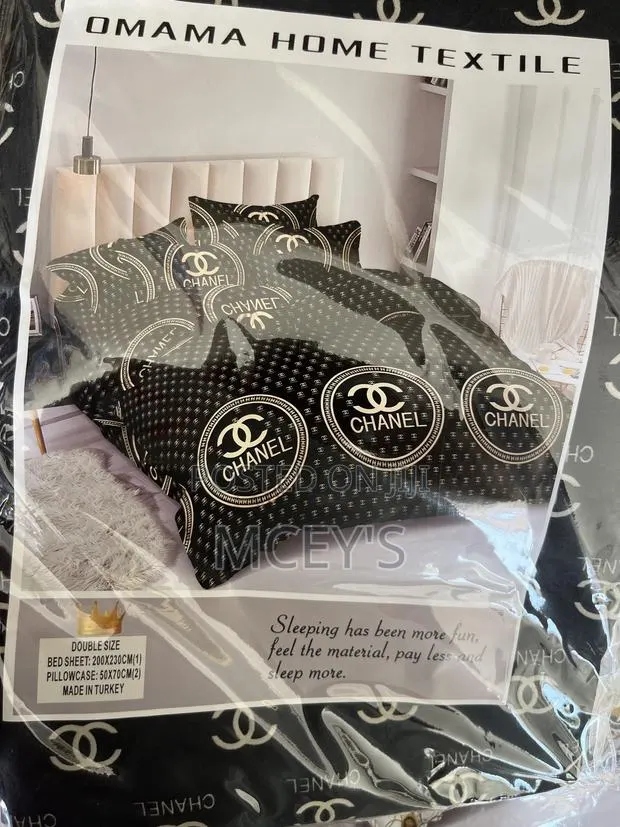 3 PCS Set Bedsheets · Photo 1