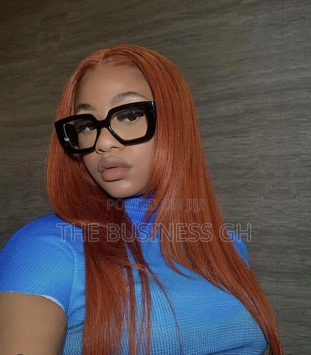 Black Chunky Glasses for Ladies · Photo 1
