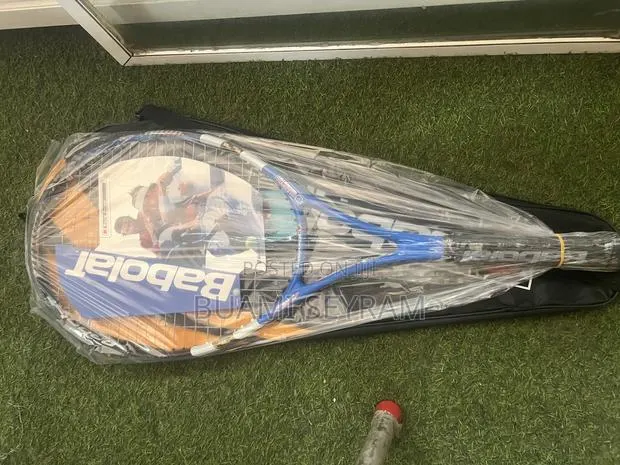 Babolat Tennis Racket · Photo 1