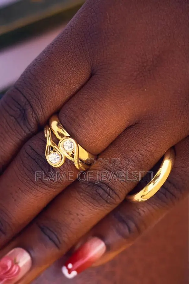 Gold Set Wedding Rings · Photo 1