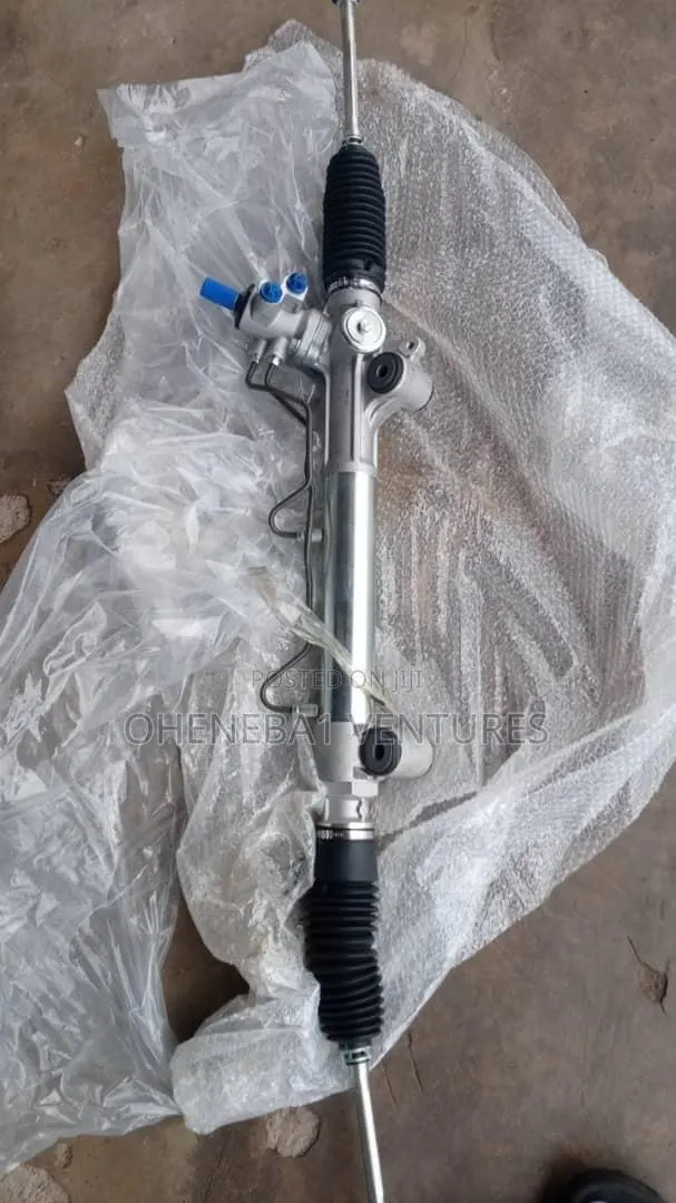Toyota Hilux Vigo Steering Rack · Photo 1