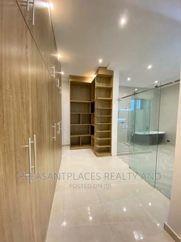 4bdrm Duplex in Pleasantplaces, East Legon for sale · Photo 4