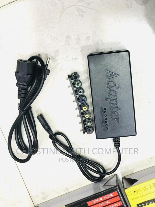Universal Laptop Adapter · Photo 1
