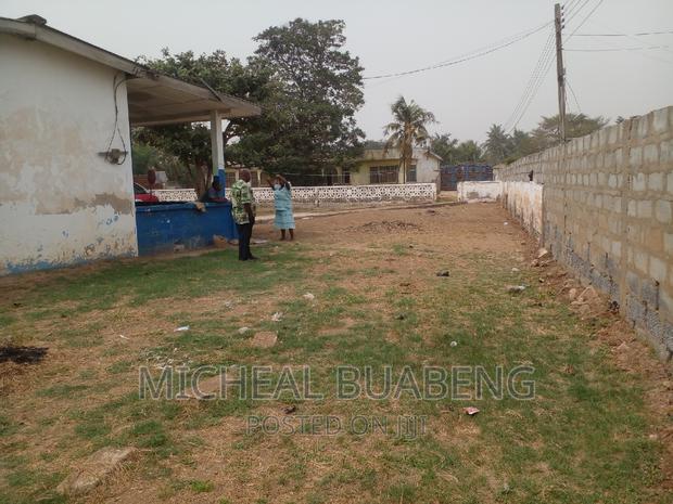 Furnished 4bdrm House in Nungua for sale · Photo 4