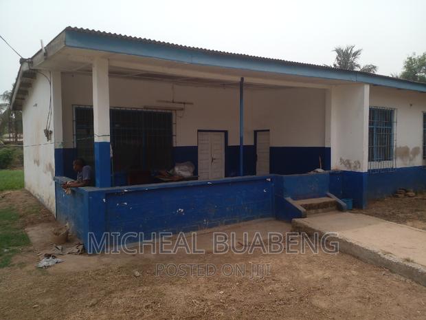 Furnished 4bdrm House in Nungua for sale · Photo 2