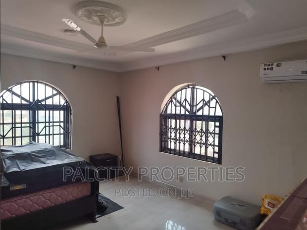 Fully Furnished 2 Bedrooms Apartment for Rent · Photo 3