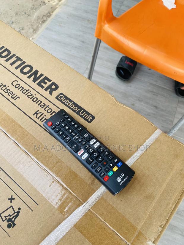 High Quality LG Black Remote Control · Photo 1