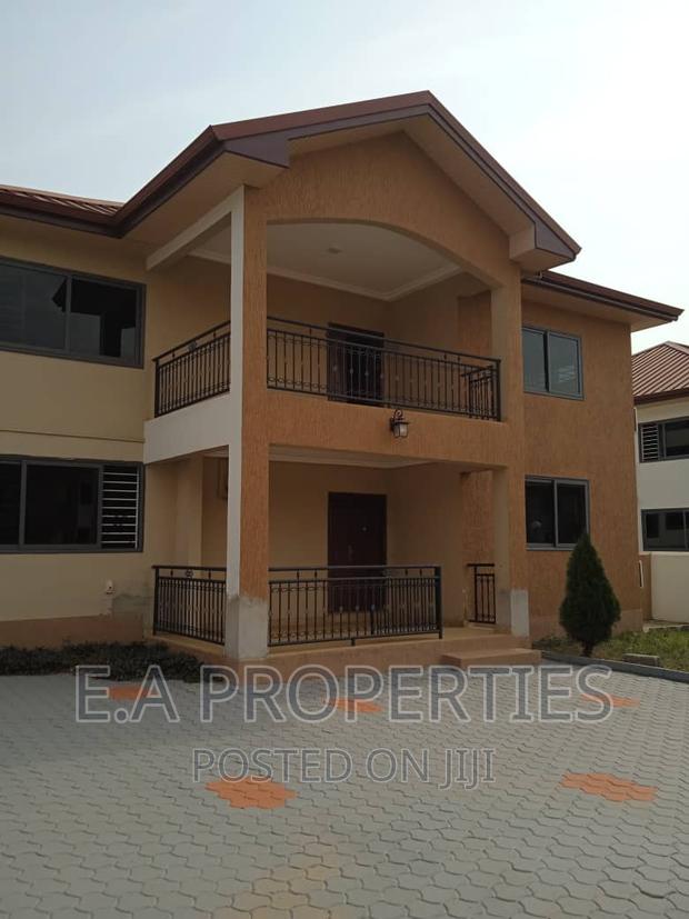 5bdrm House in E A Properties, Ghana Flag for sale · Photo 1