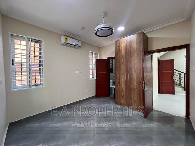 3bdrm House in E A Properties, Overhead for rent · Photo 4