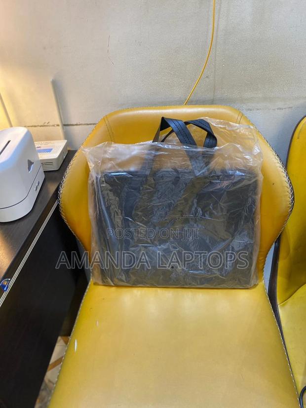 Laptop Bag · Photo 3