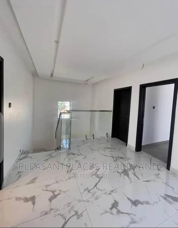 4bdrm Duplex in Pleasantplaces, Spintex for sale · Photo 6