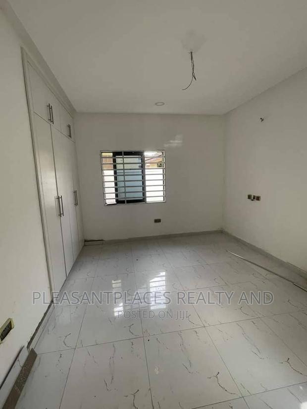 4bdrm Duplex in Pleasantplaces, Spintex for sale · Photo 4
