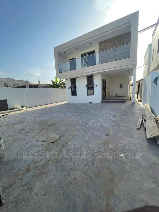 4bdrm Duplex in Pleasantplaces, Spintex for sale · Photo 1