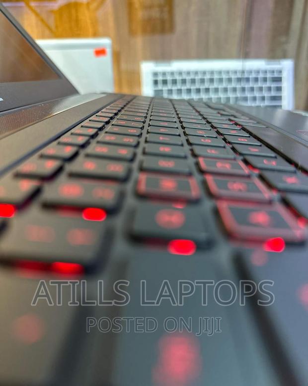 Laptop Dell Inspiron 15 5577 16GB Intel Core I7 SSD 512GB · Photo 2