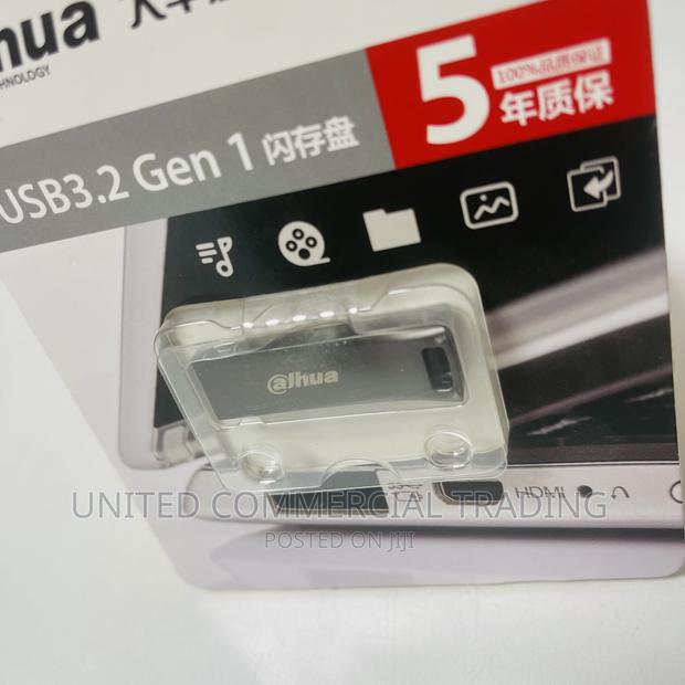USB (64gb) · Photo 2