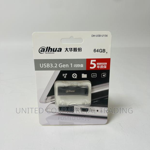 USB (64gb) · Photo 1