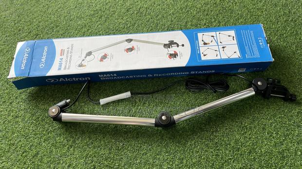 Alctron Studio Microphone Stand · Photo 2