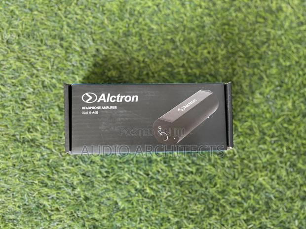 Alctron Headphone Amplifier · Photo 6