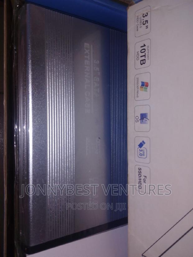 3.0 Desktop Hard Drive Case · Photo 3