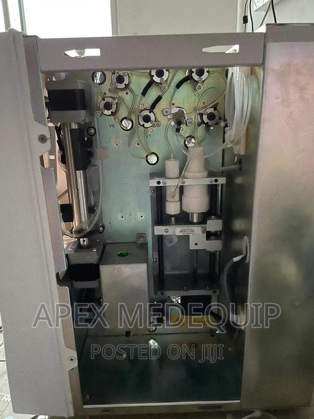 Hematology Analyzer ( Mindray Bc 2800) · Photo 2