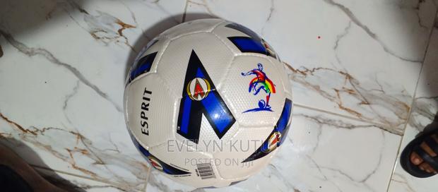 Mitre Balls · Photo 5
