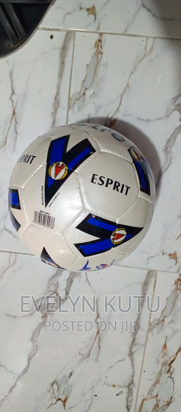 Mitre Balls · Photo 8