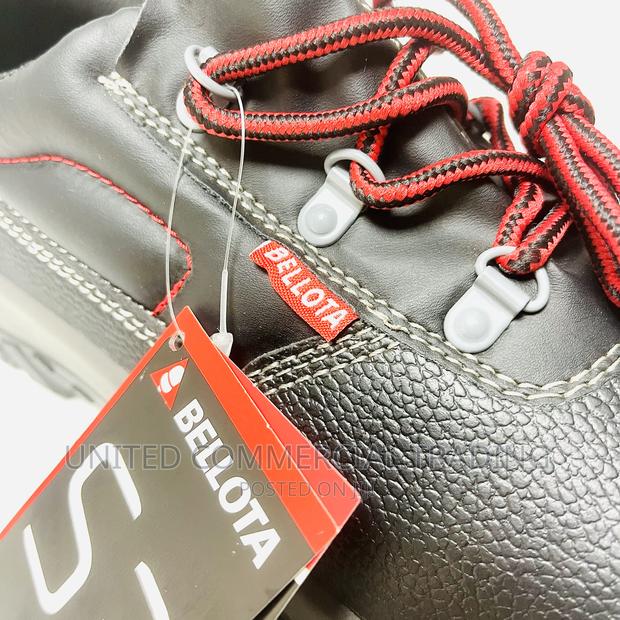 Bellota Low Safety Shoes · Photo 3