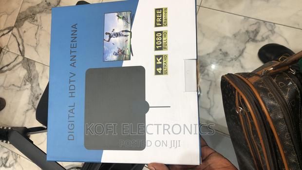 Amplified HDTV Indoor Antenna Long Range Signal Reception · Photo 1