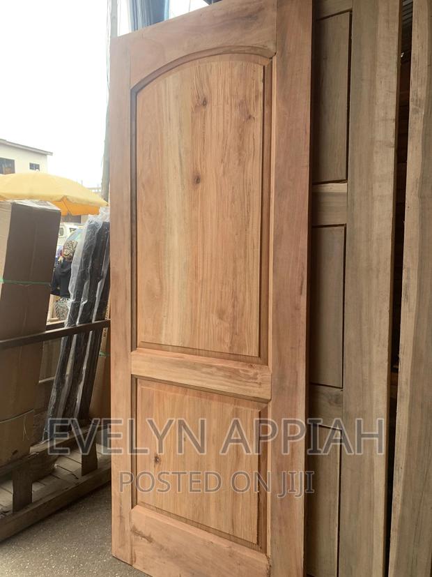 Red Wood Double Door · Photo 1