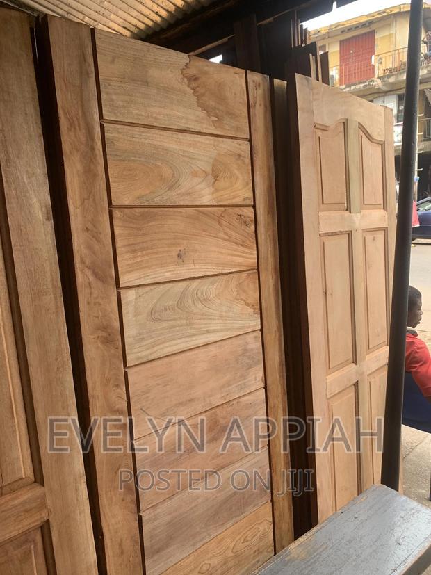 Red Wood Double Door · Photo 2