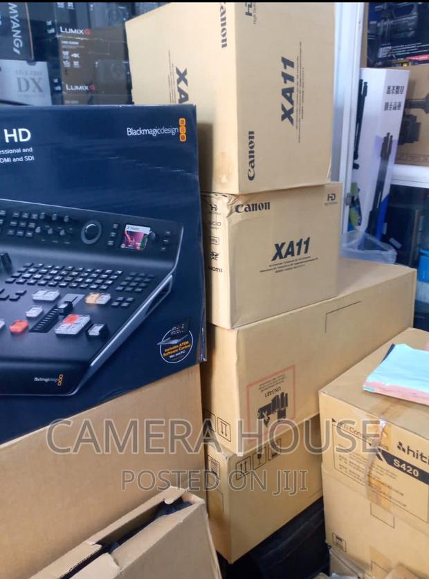 Canon XA11 HD Camcorder · Photo 3